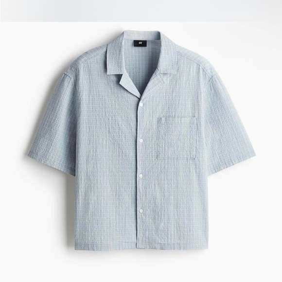 H&M Men's Light Blue Loose Fit Shirt - Picture 1 of 5